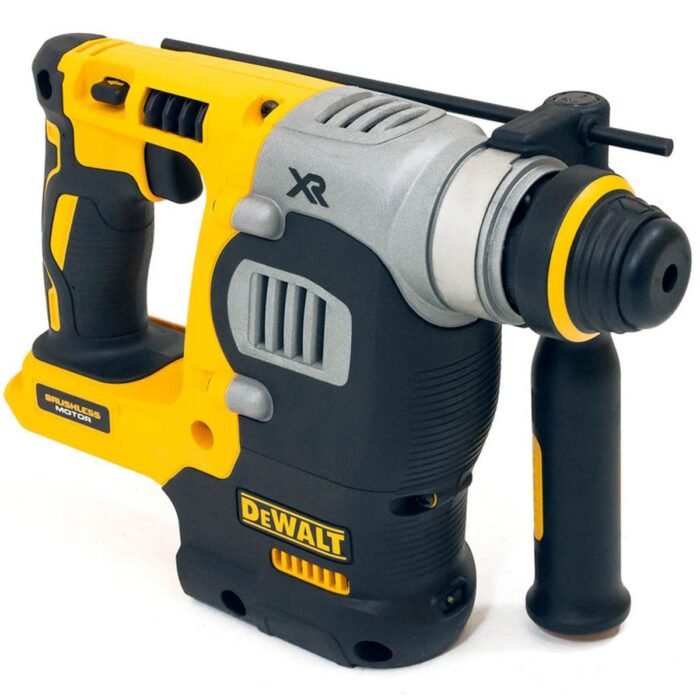 DCKT4T10P4 18V XR 10 Piece Power Tool Kit with 3 x 5.0Ah Batteries &amp - view 8